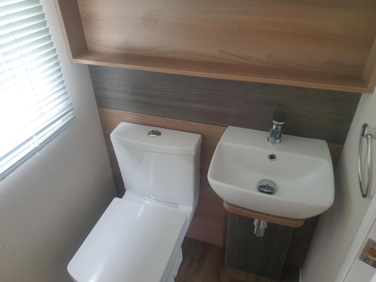 Coastal Caravan Elie Sleeps 6 Екстериор снимка